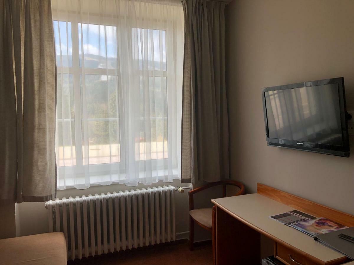 斯纳兹卡酒店 Špindlerŭv Mlýn 外观 照片